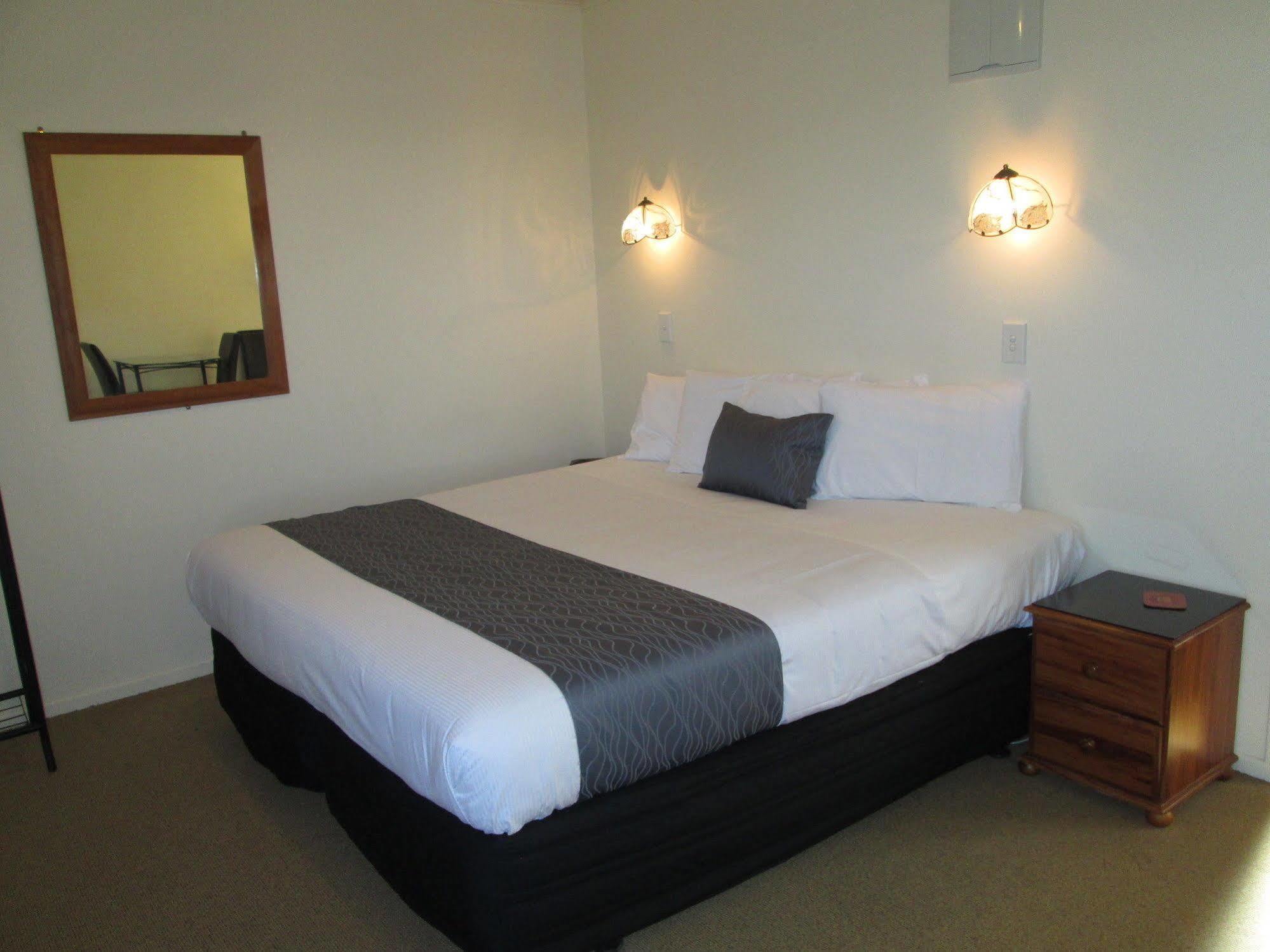 Shortland Court Motel Thames Εξωτερικό φωτογραφία